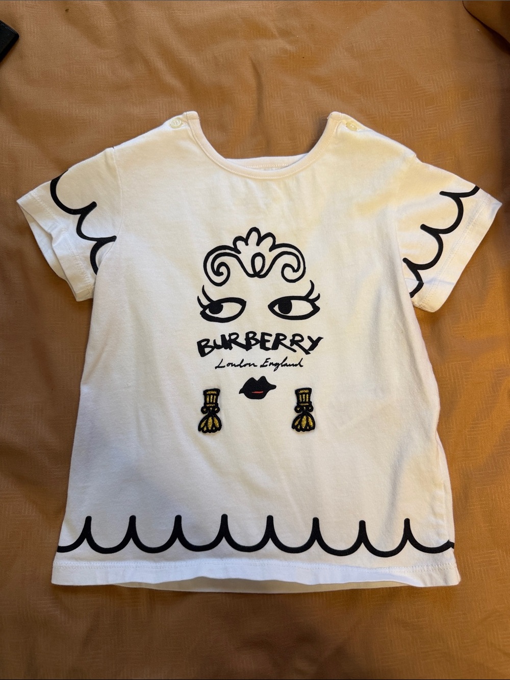 Burberry White Short Sleeve Kids Tee with Black Graphic Face